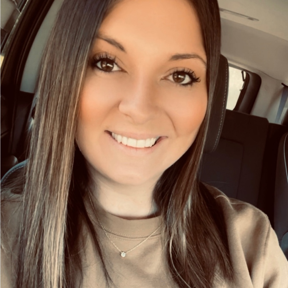 Meet your Posher, Kandi